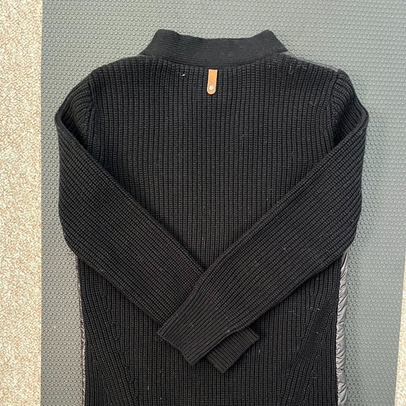 Mackage Sweater - Picture 2 of 4